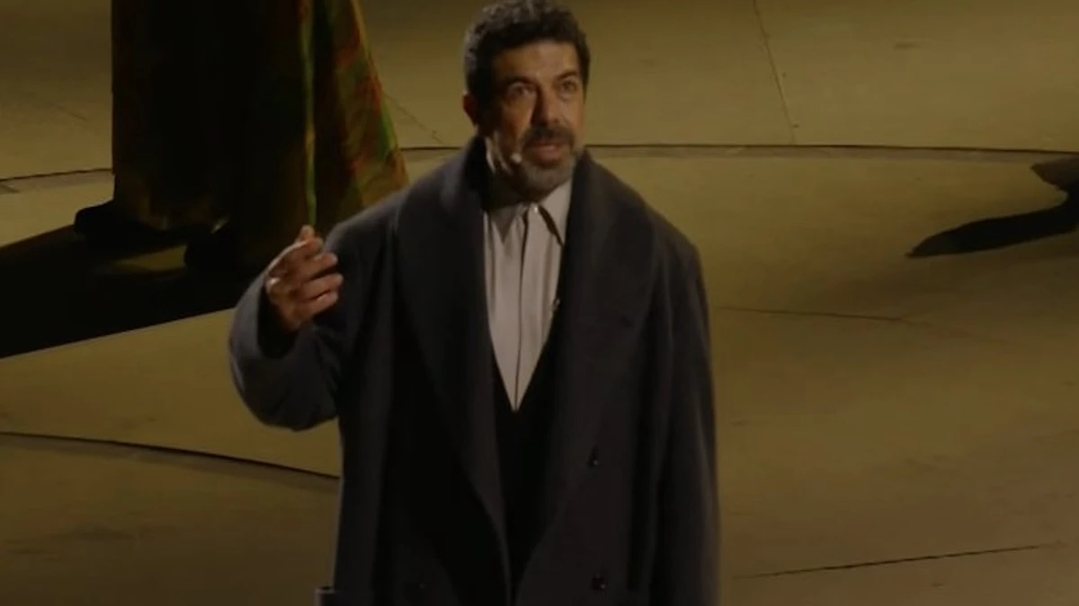 Collegamento con Cortina durante la cerimonia d'apertura Milano Cortina 2026