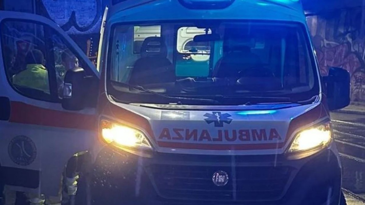 Terribile schianto all’alba in Italia, è tragedia: “Strada chiusa per ore”