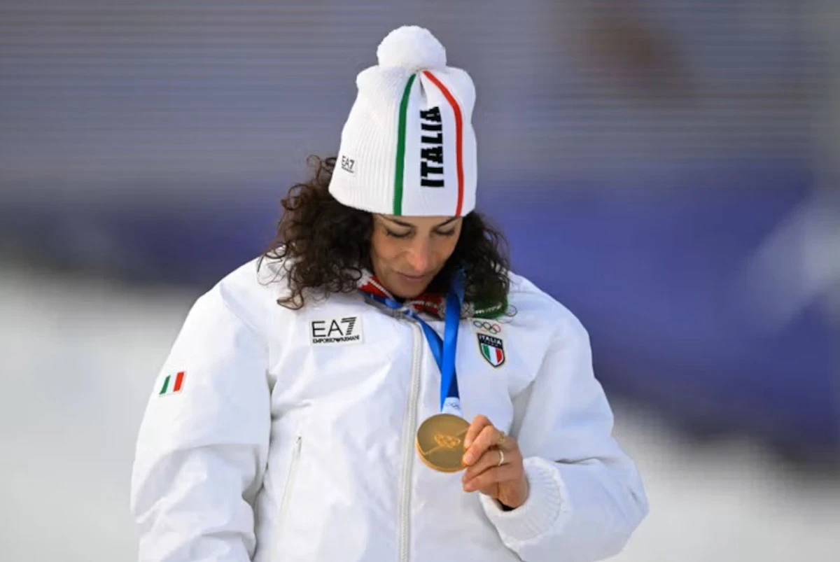 Federica Brignone festeggia una vittoria alle Olimpiadi Invernali Milano-Cortina 2026