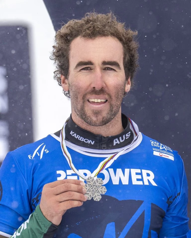 Cam Bolton, atleta australiano di snowboard cross