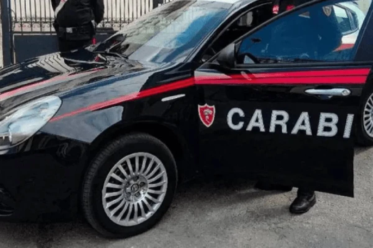 Carabinieri impegnati in attività di controllo e indagini