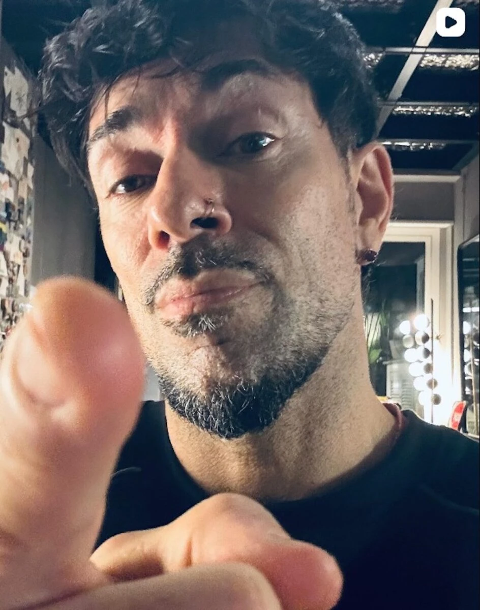 Emanuel Lo e Giorgia: reazione social dopo la gag con Bonolis