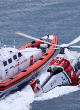 Tropea, avvistati cadaveri in mare: scatta l’allarme al largo de "Le Roccette", operazioni di recupero in corso