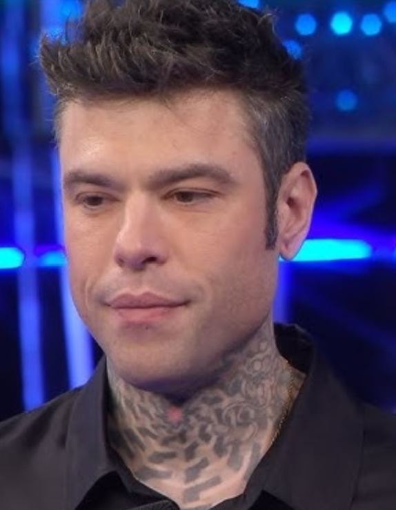 Sanremo, Naike Rivelli contro Fedez: polemica sul caso bodyguard e reazioni dal mondo dello spettacolo