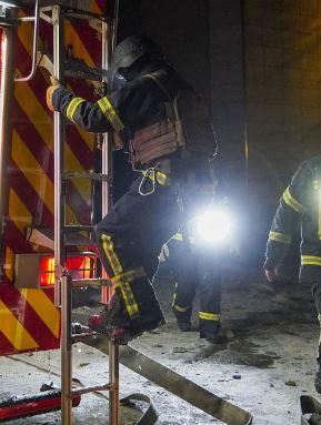 Guerra Ucraina, missili e droni su Kharkiv: raid notturno e allerta in più regioni