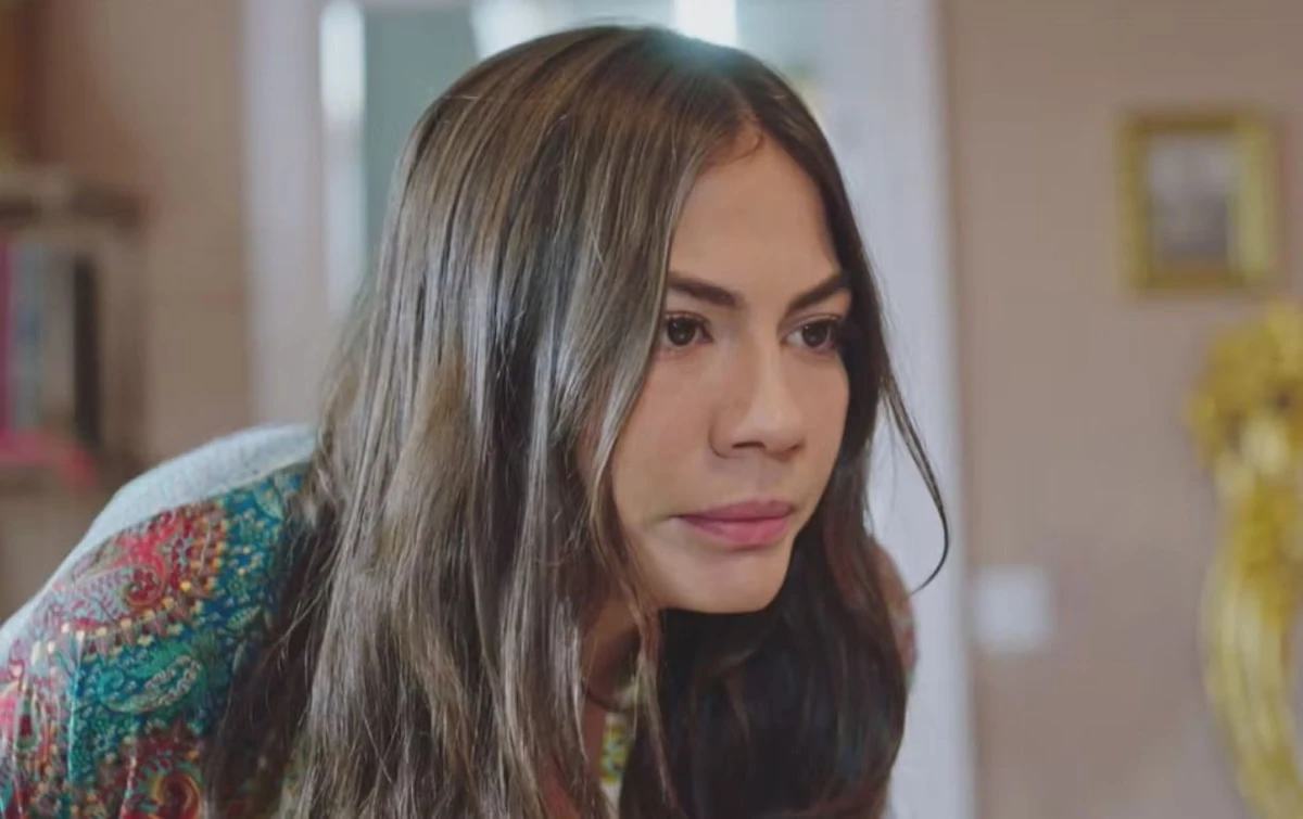 Immagine promozionale di Io sono Farah con ambientazione notturna