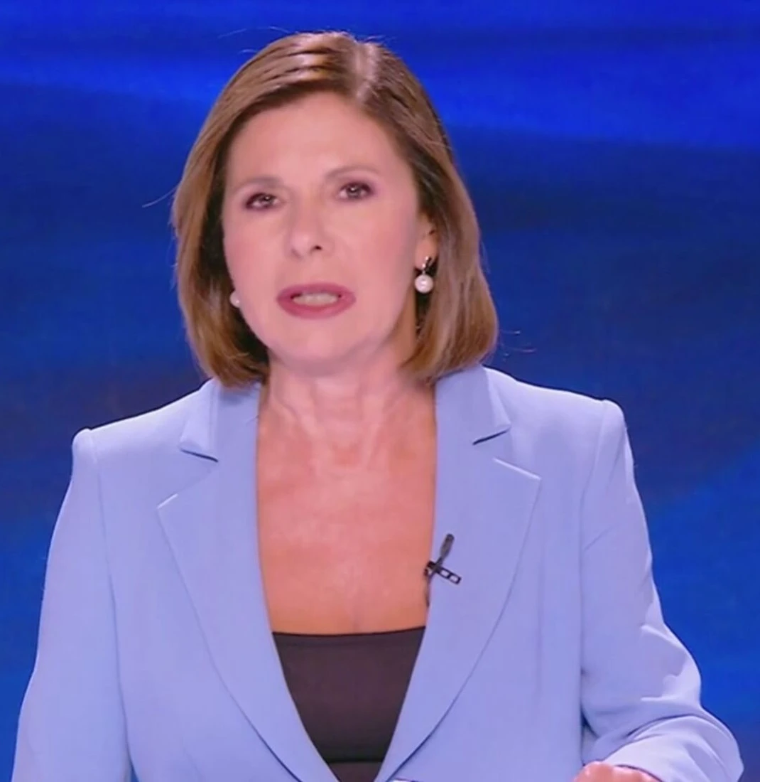 Bianca Berlinguer in uno scatto legato al programma Cartabianca