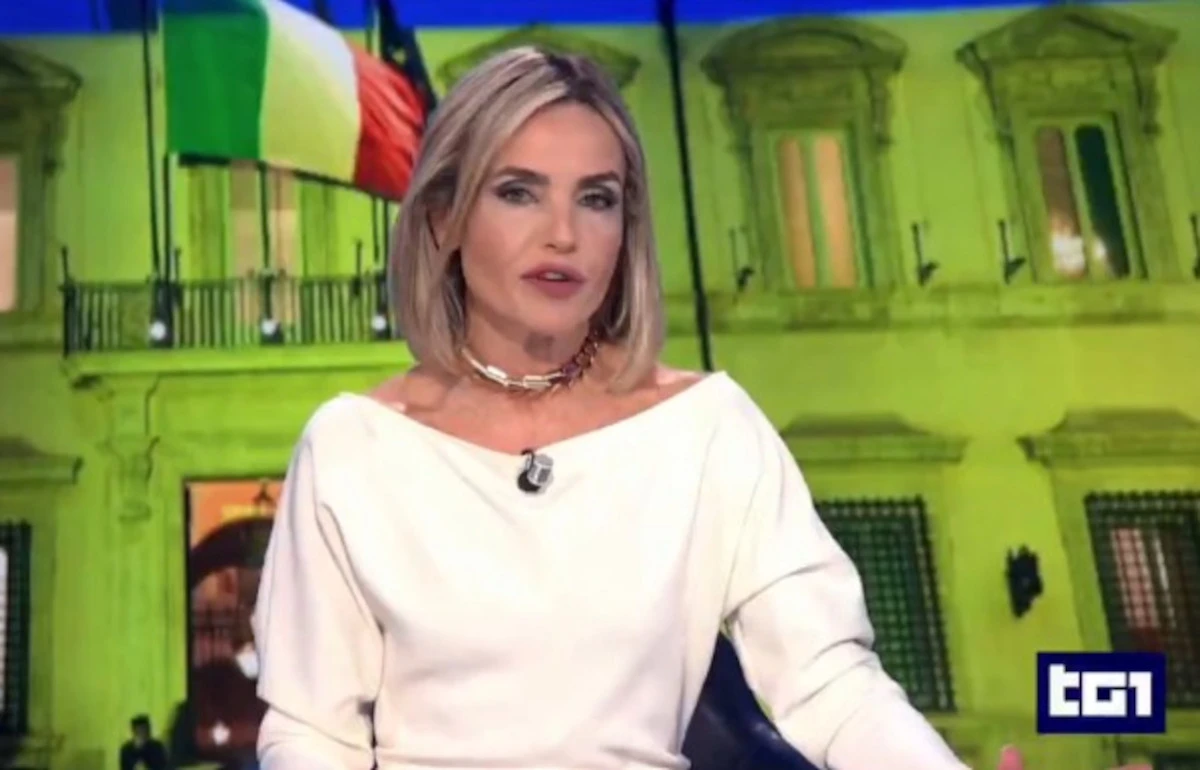 Studio del telegiornale durante una diretta