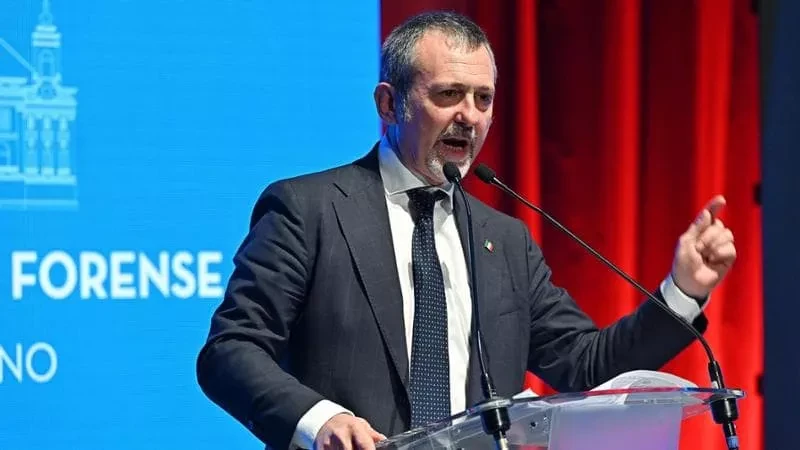 Andrea Delmastro, sottosegretario alla Giustizia, al centro del caso politico