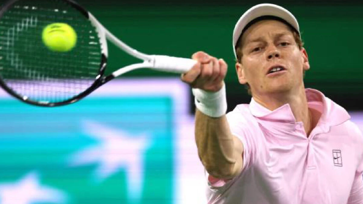 Jannik Sinner durante il match del Masters 1000 di Indian Wells