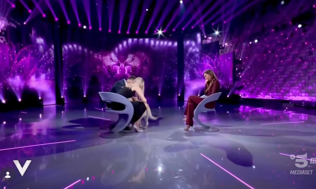 Mattia Briga e Arianna Montefiori durante l’attesa della loro prima figlia Allegra