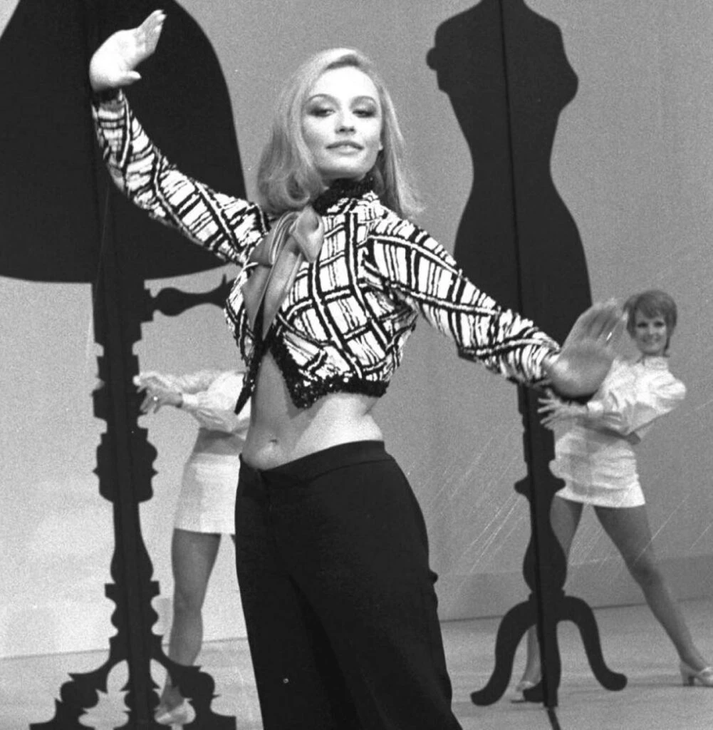 Raffaella Carrà ritratta in un’immagine promozionale