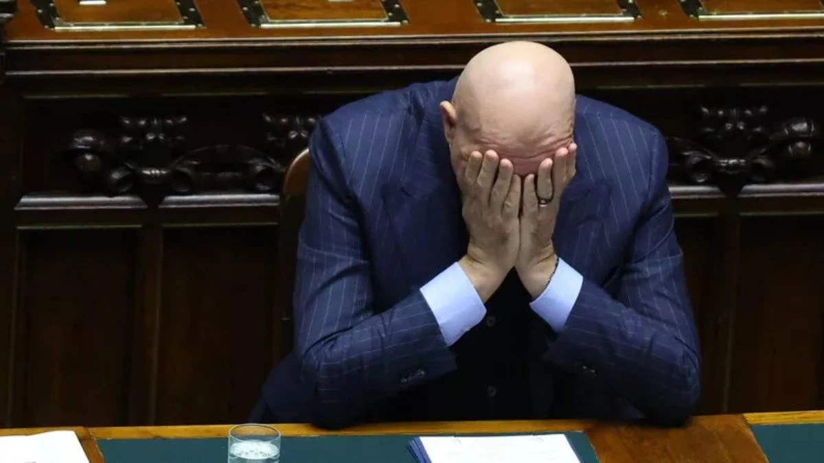 guerra crosetto avverte gli italiani ci saranno conseguenze pesanti da Tvzap.it guerra crosetto avverte gli italiani ci saranno conseguenze pesanti