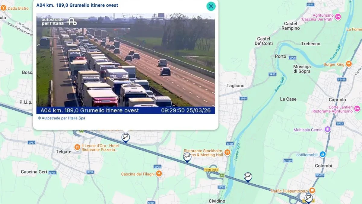 Mezzi di soccorso e rallentamenti sulla A4 dopo l'incidente tra camion a Bolgare