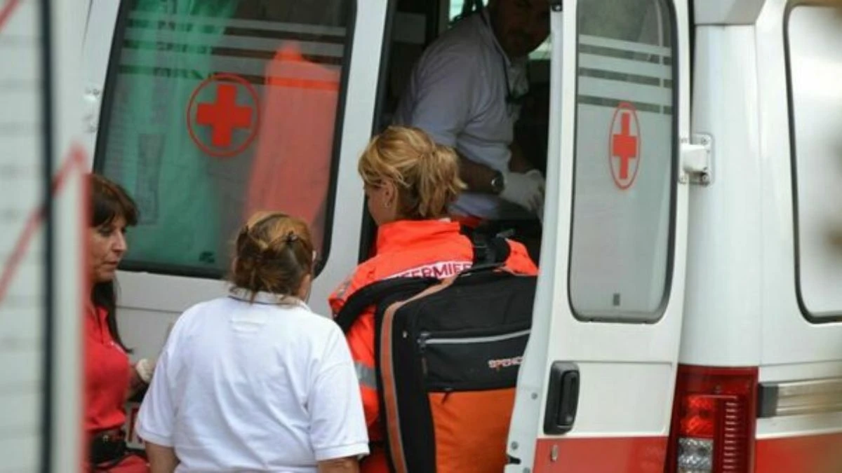 Ingresso di una scuola a Napoli: immagine di repertorio