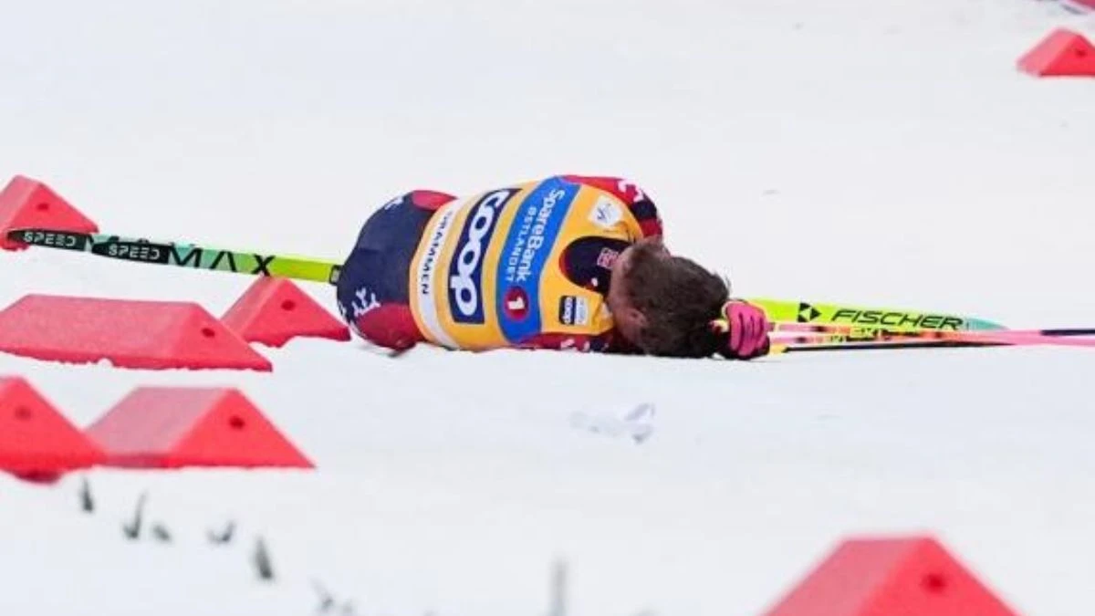 Johannes Høsflot Klæbo dopo la caduta nella sprint di Drammen