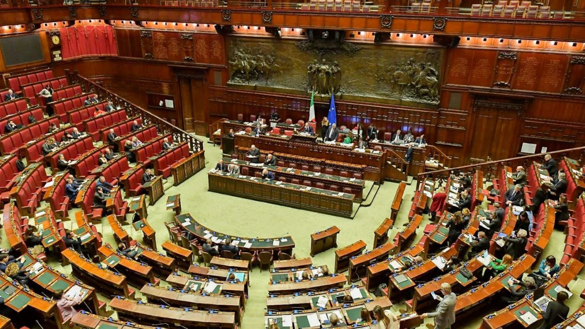 Inchiesta su pressioni e perquisizioni legate al settore sanitario