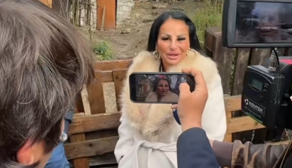 Famiglia nel bosco, la vip va a trovarli in Maserati ma accade l’impensabile