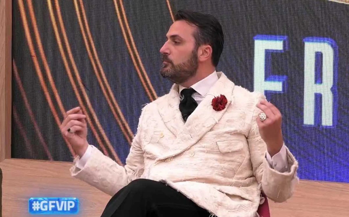 Grande Fratello Vip 2026, opinionisti in studio durante il dibattito