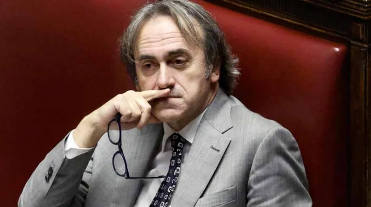 Angelo Bonelli: stipendio e redditi dichiarati