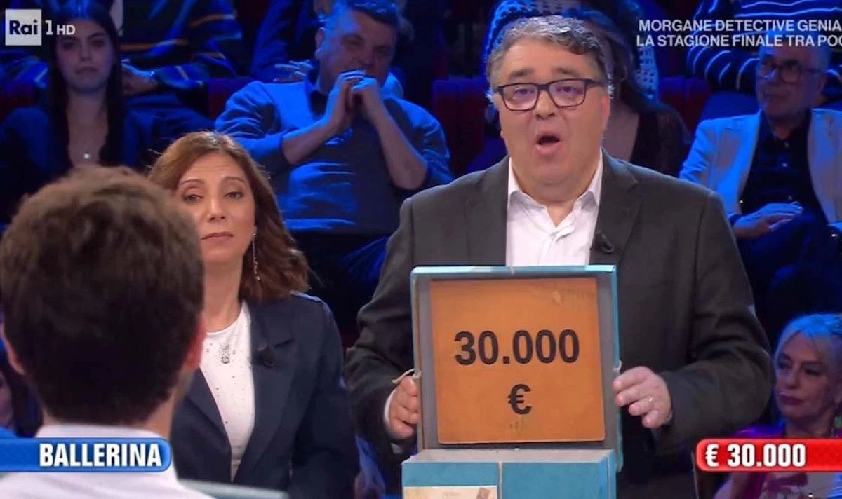 Herbert Ballerina e Stefano De Martino in studio ad Affari tuoi