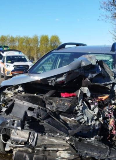 Pavia, schianto tra scuolabus e auto: feriti dieci bambini delle elementari, grave un 20enne