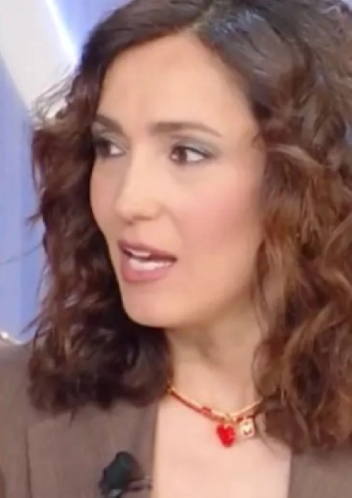 Caterina Balivo interviene su Enrica Bonaccorti: chiarimento in studio