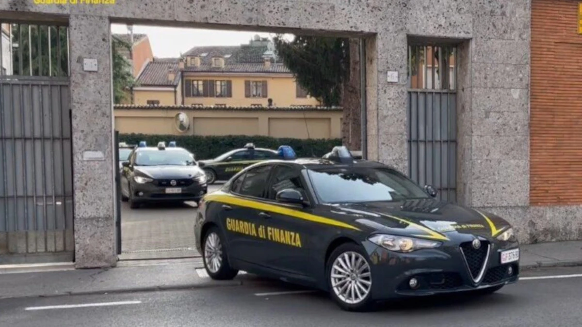 arrestato trovato con oltre un chilo di coa il famoso finisce in manette da Tvzap.it arrestato trovato con oltre un chilo di coa il famoso finisce in manette