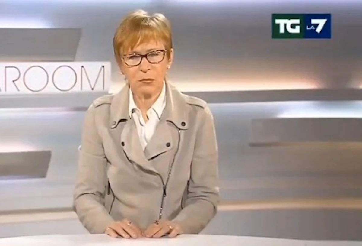 Frame del momento in cui Mentana e Gabanelli commentano in diretta al Tg La7