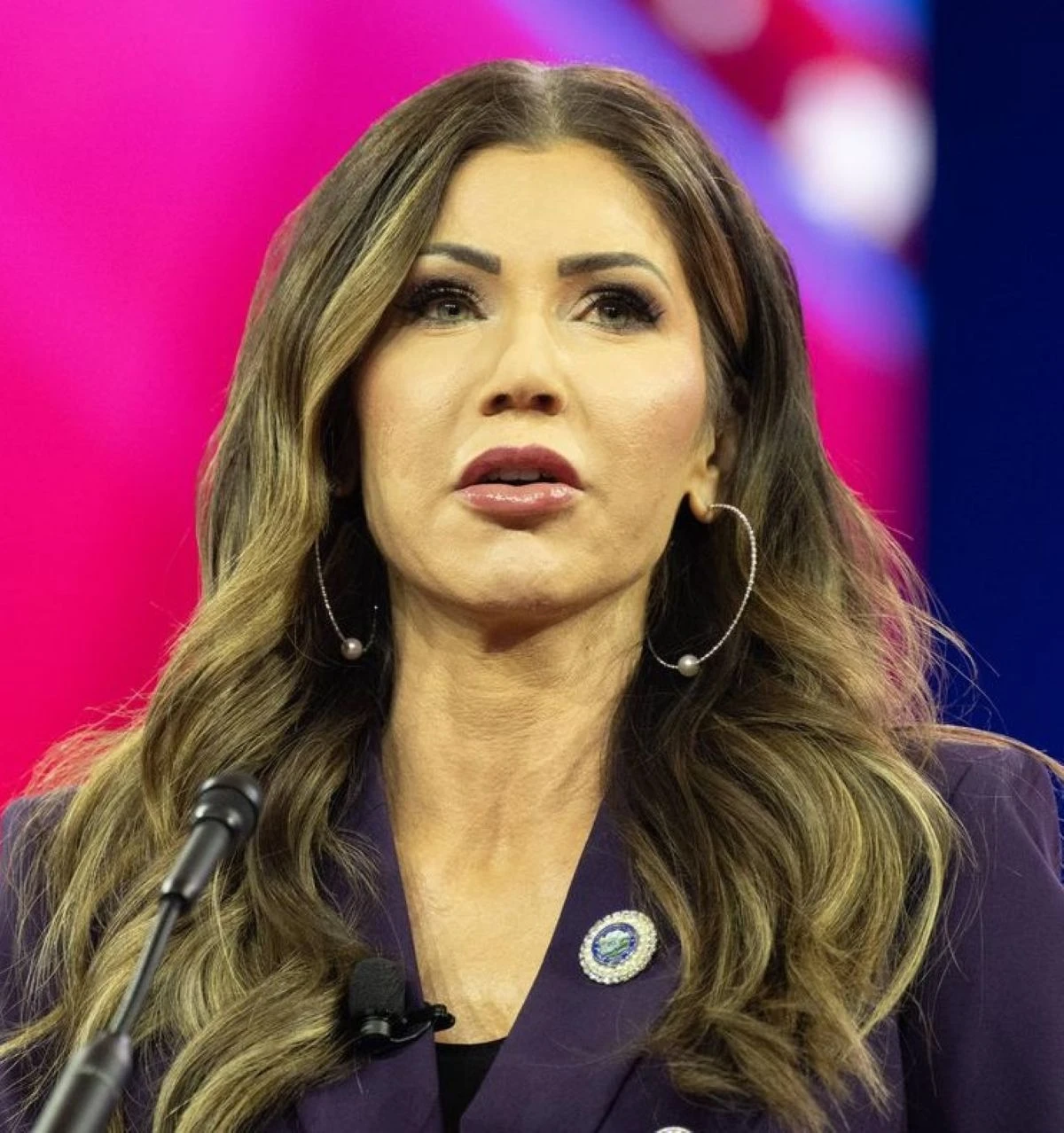 Donald Trump annuncia il licenziamento di Kristi Noem dal Dipartimento per la Sicurezza interna