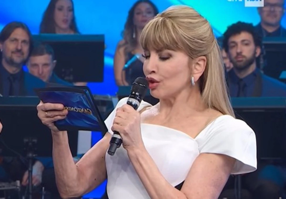 Milly Carlucci in studio durante Canzonissima