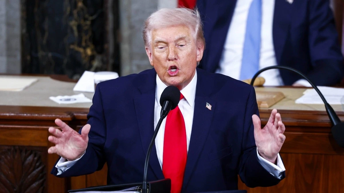 donald trump la foto choc che scatena le voci sulla salute del presidente cosa si scopre da Tvzap.it donald trump la foto choc che scatena le voci sulla salute del presidente cosa si scopre