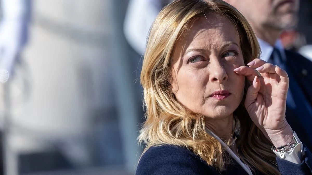 Grafico e confronto tra partiti: variazioni nei sondaggi politici