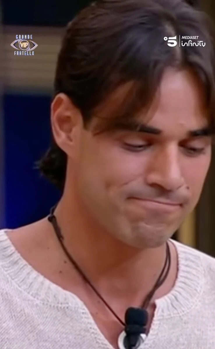 Nicolò Brigante nella Casa del Grande Fratello Vip