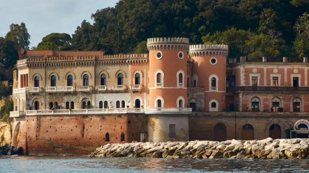 Federico Torre, morto a 67 anni l'attore di “Un posto al sole”: era mastro Peppe nella soap Rai