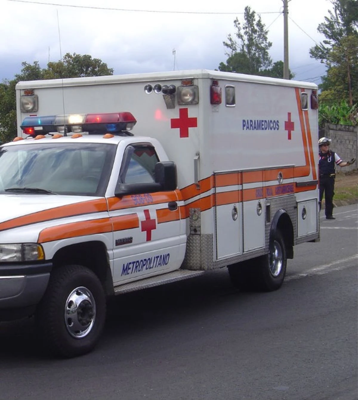 Ambulanza intervenuta dopo un grave incidente stradale