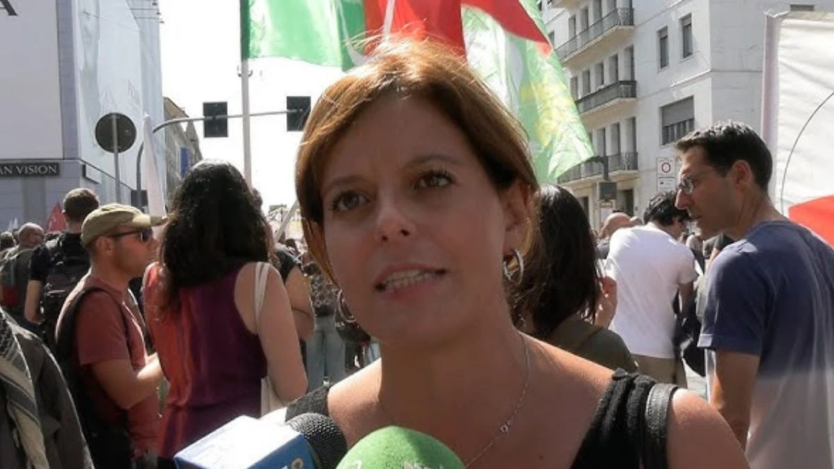 Manifestazioni a Milano, piazza e cortei contrapposti