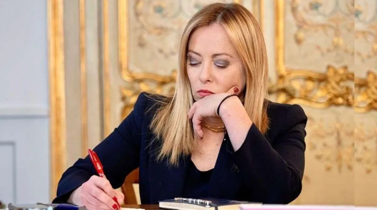 giorgia meloni pronta a firmare la nuova legge cambia tutto da Tvzap.it giorgia meloni pronta a firmare la nuova legge cambia tutto