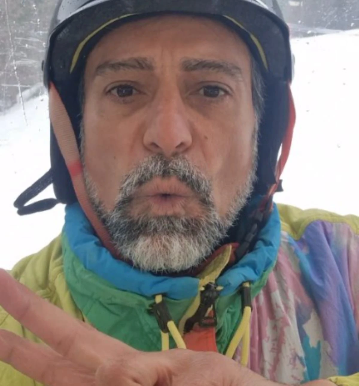 Pietro Delle Piane durante un'intervista televisiva