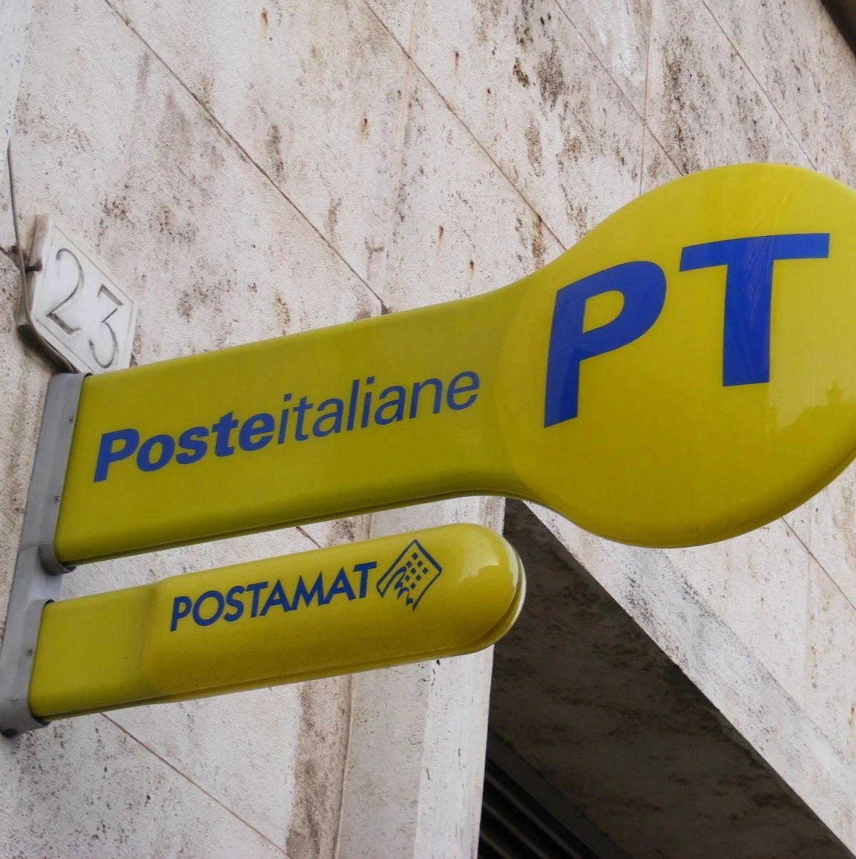 Ufficio e logo di Poste Italiane