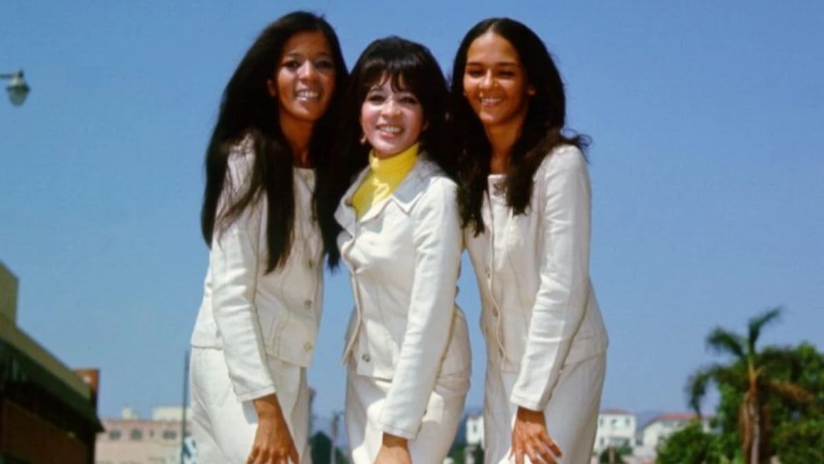 The Ronettes: immagine d’archivio del celebre trio pop