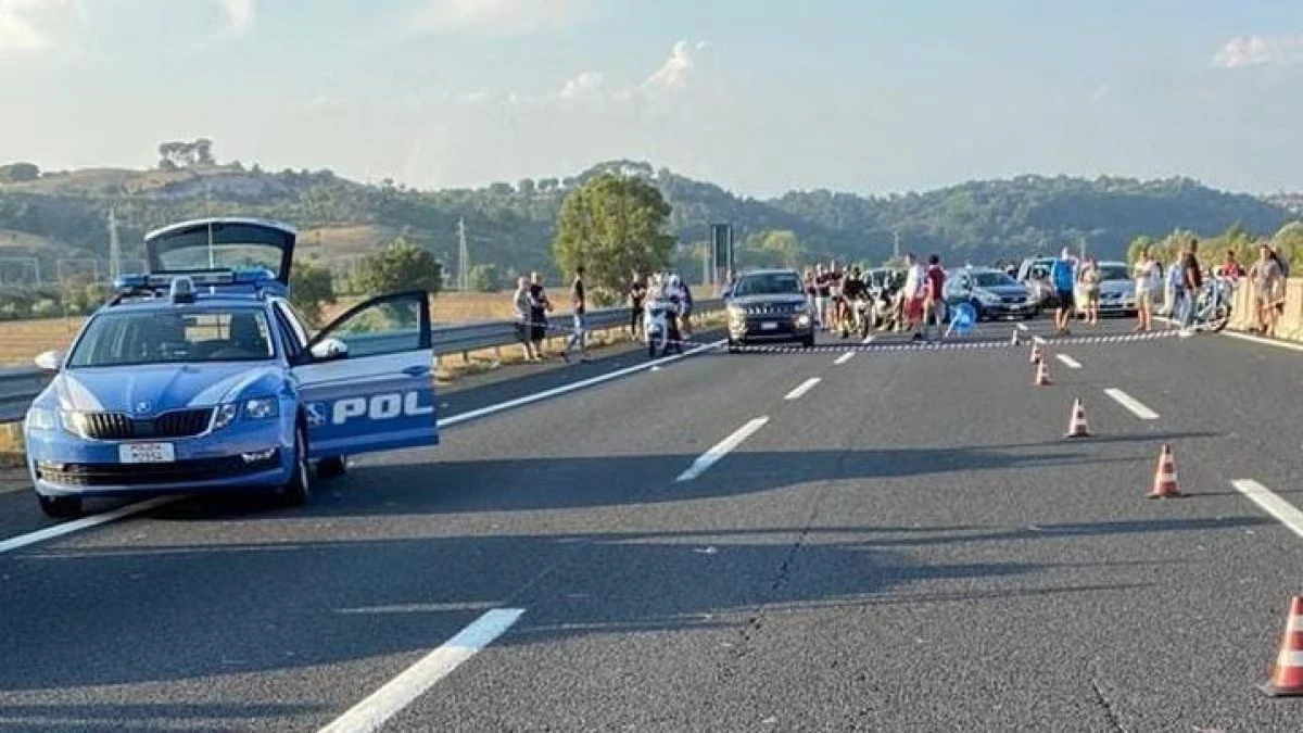 Traffico in autostrada dopo un incidente nelle prime ore del mattino