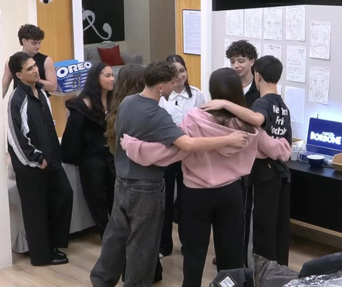 Studio del serale di Amici 25 durante la puntata