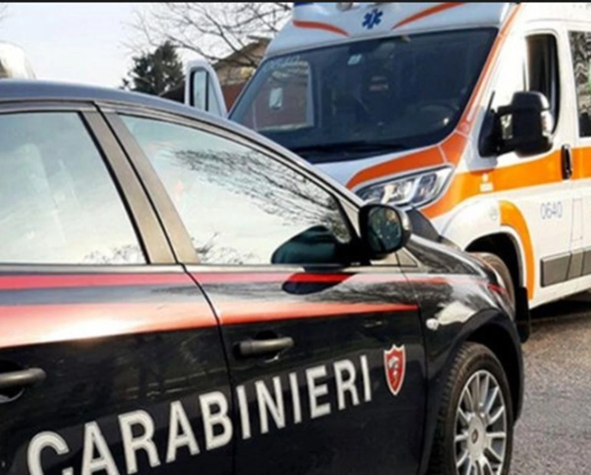 Interventi dei soccorsi sul luogo dellincidente stradale