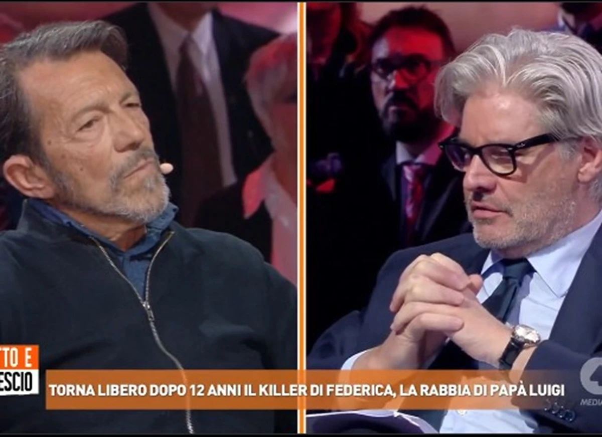 Terza immagine di Paolo Del Debbio durante una trasmissione televisiva