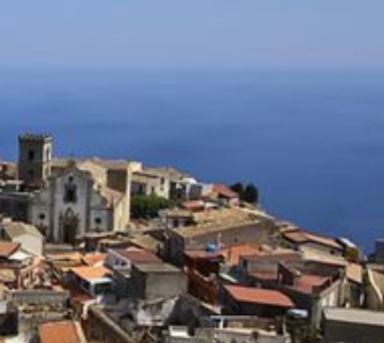 Arrestato il sindaco di Forza d’Agrò: indagine su false residenze e voto