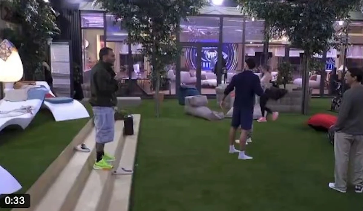 Grande Fratello Vip, cucina e confronto tra concorrenti sulla prevenzione