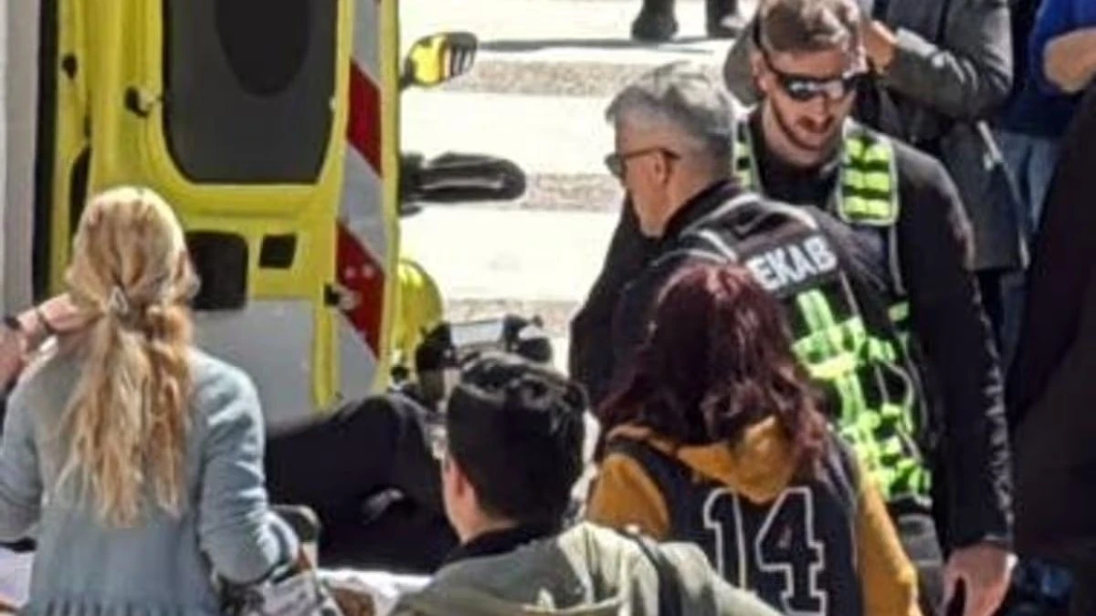 Forze dell’ordine e mezzi di soccorso nel centro di Atene dopo una sparatoria