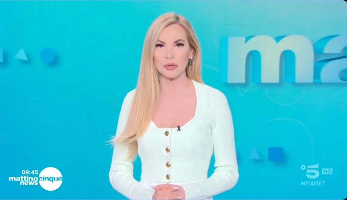 Studio di Mattino 5 durante il racconto del caso Garlasco