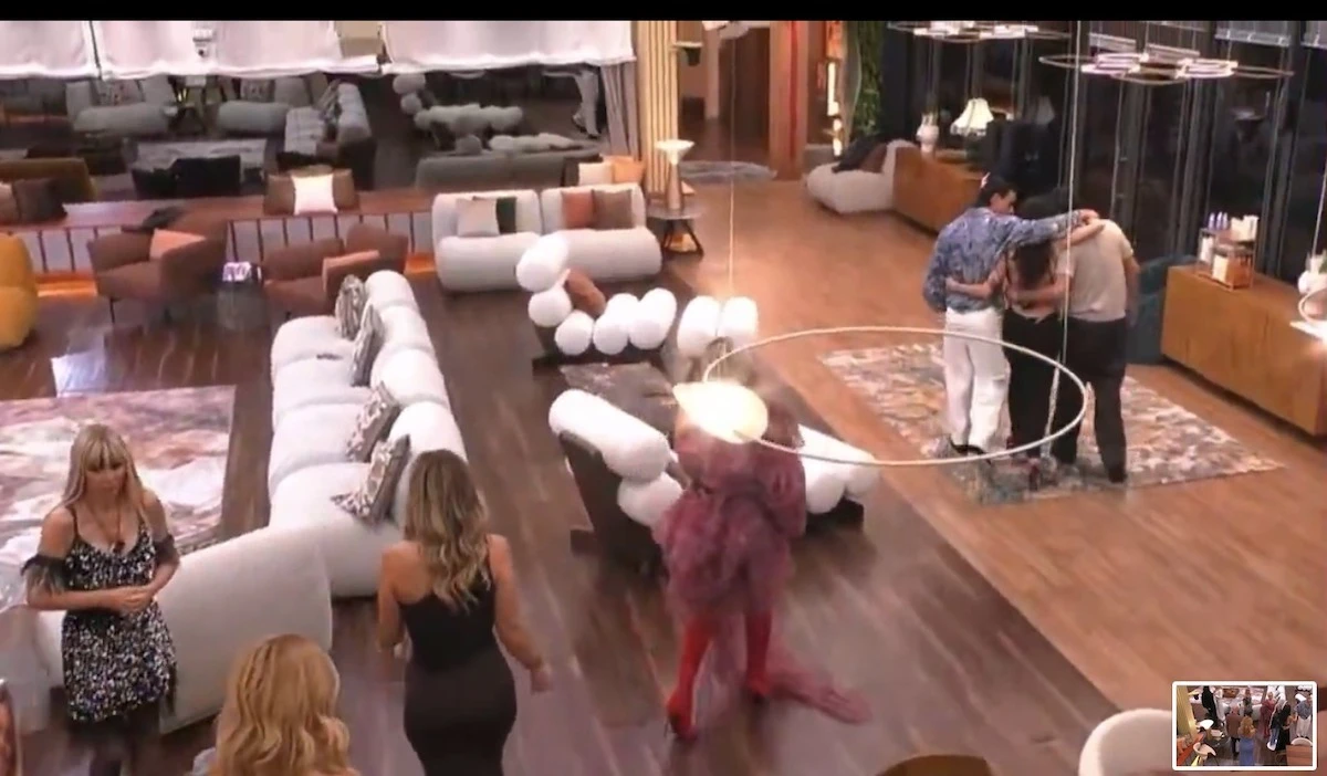 Nicolò Brigante al Grande Fratello Vip dopo l'eliminazione di Blu